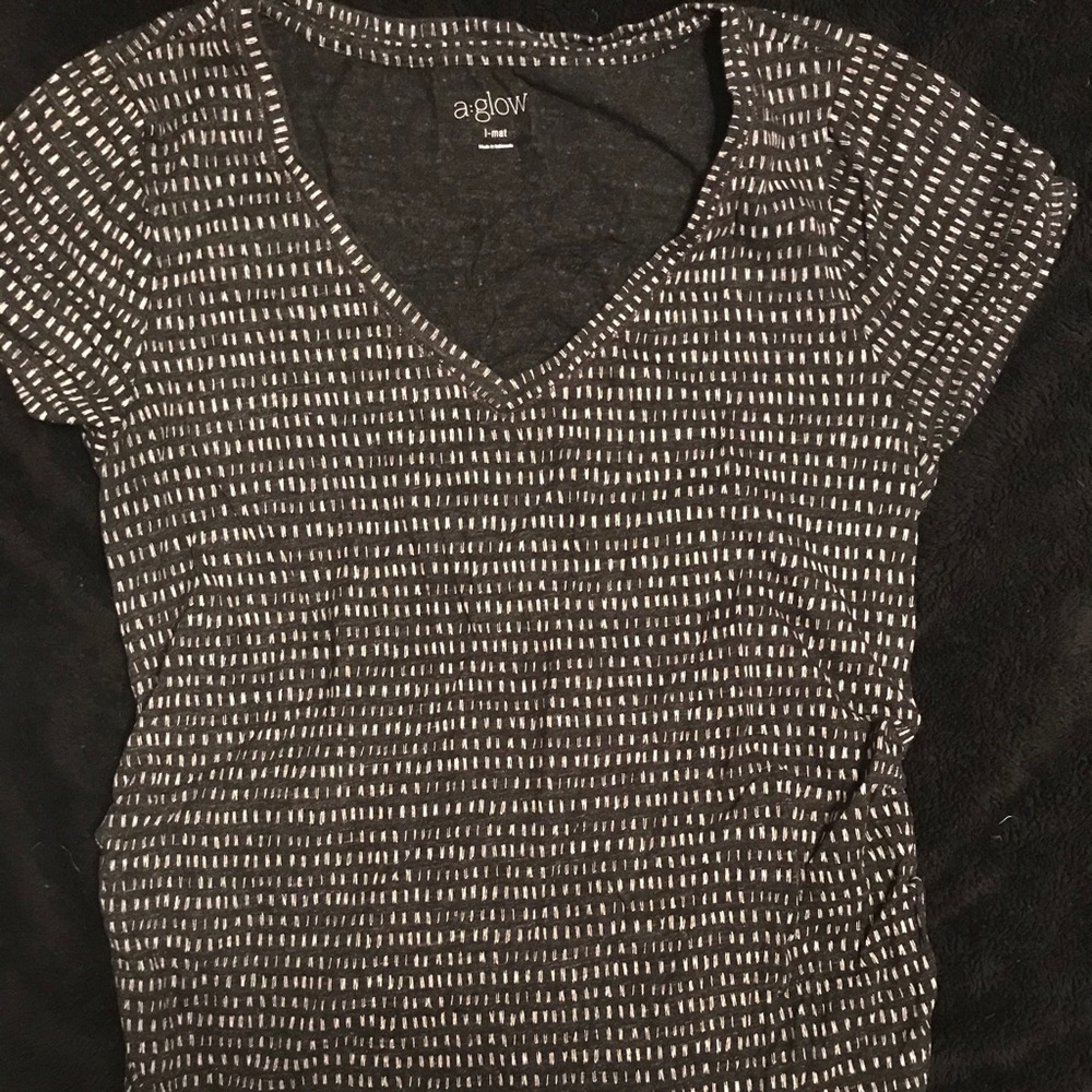 🤰Black & Tan Ruched Short Sleeve V-neck Tee🤰